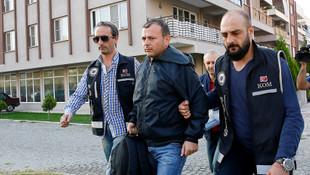 İzmir merkezli FETÖ/PDY operasyonu