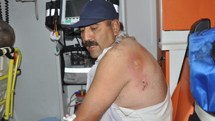 İzmir'de tinerli saldırı: 2 yaralı