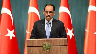 Semih Terzinin ailesinin şehit Ömer Halisdemirin ailesine dava açtığı iddiasını Cumhurbaşkanlığı Sözcüsü Kalın yalanladı