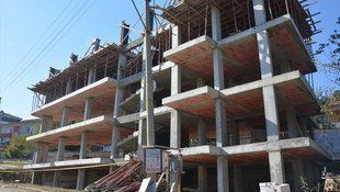 Karabük'te 4. kattan düşen işçi öldü