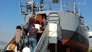 Karakol gemi 10 yıldır ziyaretçilerini ağırlıyor