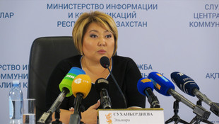 Kazakistan'daki okullarda başörtü yasağı