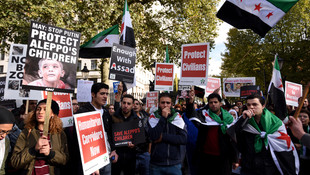 Londra'da Halep protestosu