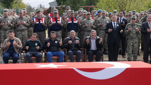 Malatya'da yol kontrolü yapan askerlere tırın çarpması