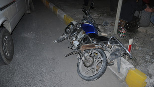 Muğla'da işçi servisi ile motosiklet çarpıştı: 3 yaralı