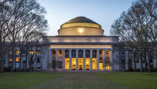 Son dakika: MİT Başkanı Hakan Fidanın yardımcısı Parise gönderildi