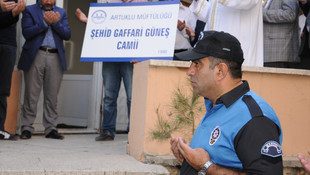 Şehit polis müdürünün ismi emniyet müdürlüğündeki camiye verildi