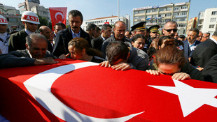 Şehitlerimizi uğurluyoruz