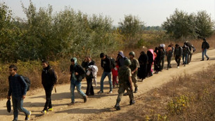 Sınırı kaçak geçmeye çalışan sığınmacıya piyade engeli