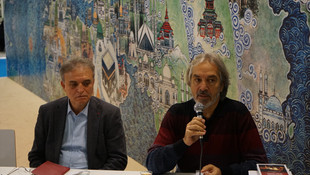 Türk yazarlar Almanya'da demokrasi ve kültürü konuştu