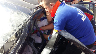 Uşak'ta trafik kazası : 1 ölü, 9 yaralı