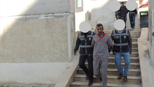 Van'daki cinayeti kumaş parçası çözdü