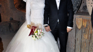 Yerin 120 metre altında nikah