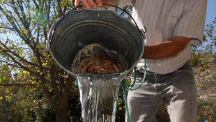 Yıllardır suyu olmayan mahalleli yardım bekliyor