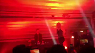 Aleyna Tilkinin sahne aldığı mekanda patlama oldu