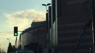 Üsküdardaki lüks AVMde yangın çıktı