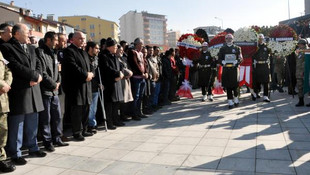 Şehit er Karacayı Erzurumda 25 bin kişi uğurladı