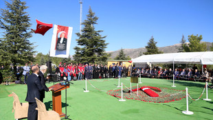 9. Cumhurbaşkanı Demirel, doğum gününde anıldı