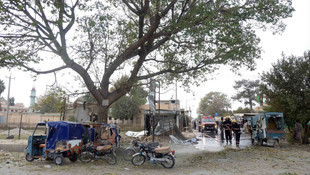 Afganistan'da peş peşe iki bombalı saldırı: 5 ölü