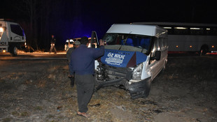 Amasya'da minibüsle otomobil çarpıştı: 7 yaralı