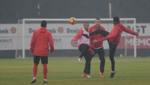 Antalyaspor'da Medipol Başakşehir maçı hazırlıkları