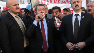 Ataşehir'de uyuşturucu protestosu