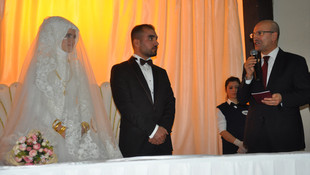 Başbakan Yardımcısı Şimşek, nikah şahitliği yaptı