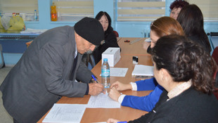 Bulgaristan vatandaşları sandık başında