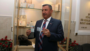 Burdur'da çipli kimlik kartlarına ilk başvuru