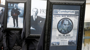 Büyük Önder Atatürk'ü anıyoruz