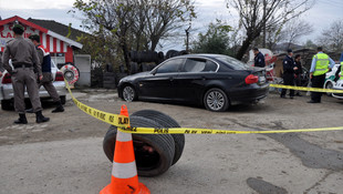 Dur ihtarına uymayan araca ateş açıldı