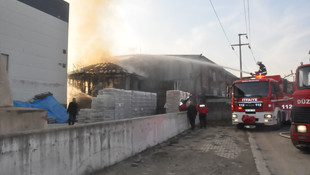 Düzce'de fabrika yangını