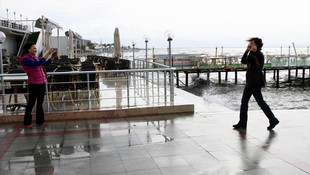 Edremit Körfezi'nde lodos etkili oluyor