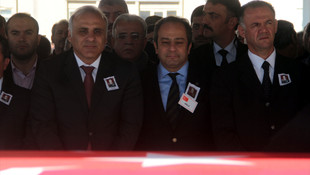 Emekli Tuğgeneral İlhan, Elazığ'a toprağa verildi