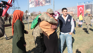 Erzincan'da acemi askerler yemin etti