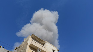 Halep yoğun bombardıman altında