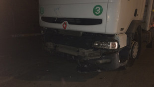 İzmir'de trafik kazası: 1 ölü 2 yaralı