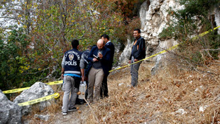 İzmir'de yanmış erkek cesedi bulundu