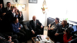 Kılıçdaroğlu, Cumhuriyet gazetesini ziyaret etti
