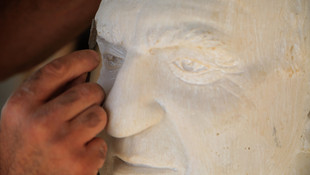 Lübnanlı kardeşler evlerini açık hava müzesine dönüştürdü