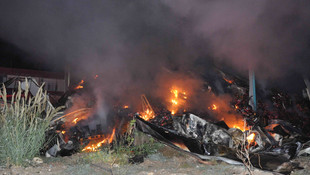 Mersinde soğuk hava deposunda yangın