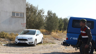 Mersin'de şüpheli araç alarmı