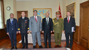 Milli Savunma Bakanı Işık, Irak'ın Ankara Büyükelçisi El Alevi'yi kabulünde, Sincar'da bulunan terör örgütü PKK mevcudiyetine dikkati çekerek, buna müsaade edilmeyeceğini vurguladı.