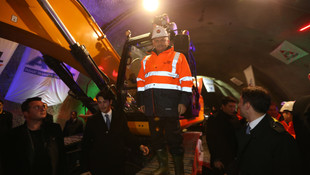 Ovit Tüneli Işık Göründü Töreni