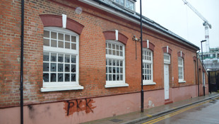 PKK yandaşları Londra'da camiye saldırdı