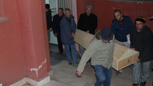 Saman makinesine kapılan kişi öldü