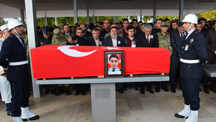 Şehit polis memuru son yolculuğuna uğurlandı