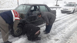 Sinop'ta kar yağışı etkili oluyor