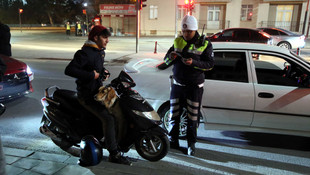 Sivas'ta standart dışı plakalı araçlara ceza yağdı