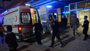 Suriye'de yaralanan 4 Türk askeri Kilis'e getirildi